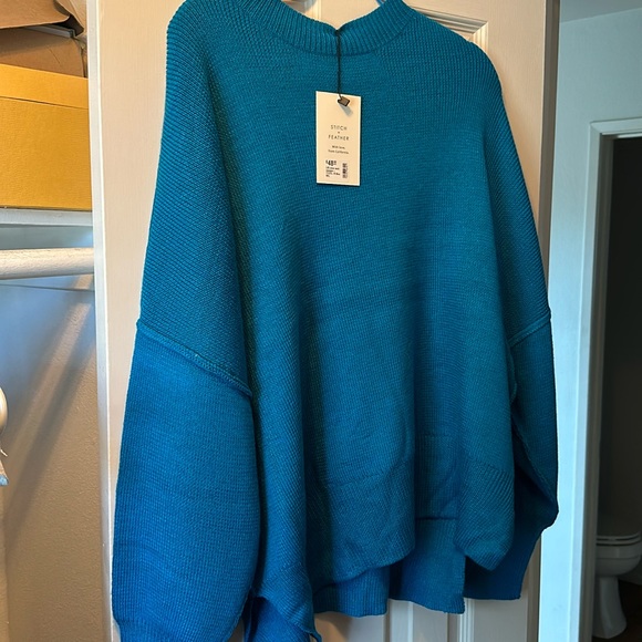 Stitch + Feather Long Sleeve Crewneck Sweater - Picture 2 of 3